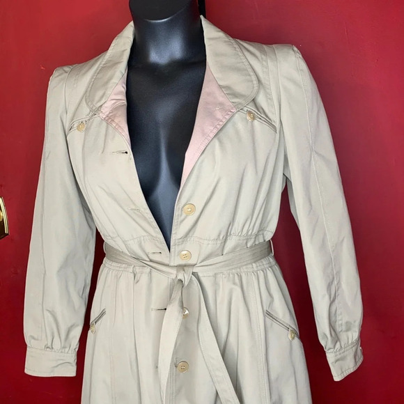 J. Gallery Vintage Women’s Belted Trench Coat - Picture 6 of 8
